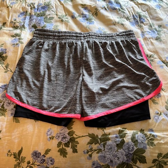 Champion Active/Athletic Shorts - Black/Orange - Medium - Picture 2 of 3